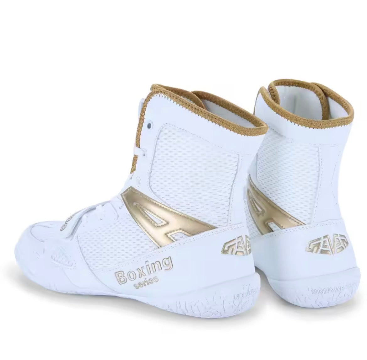 Zapatilla de boxeo blanco y dorado vista posterior